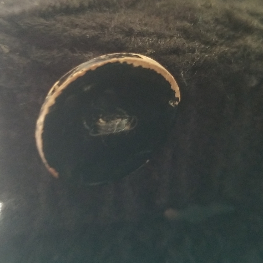 Medium sweater - Picture 3 of 3